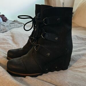 Sorel Lace up Wedge boots